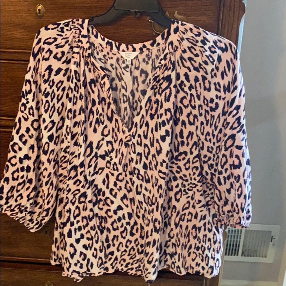 Crown and Ivy 2x Top